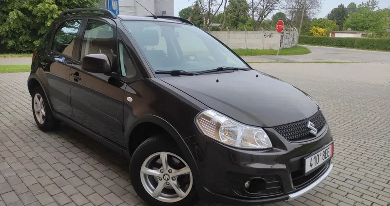 suzuki sx4 Suzuki SX4 cena 35900 przebieg: 99730, rok produkcji 2014 z Gliwice